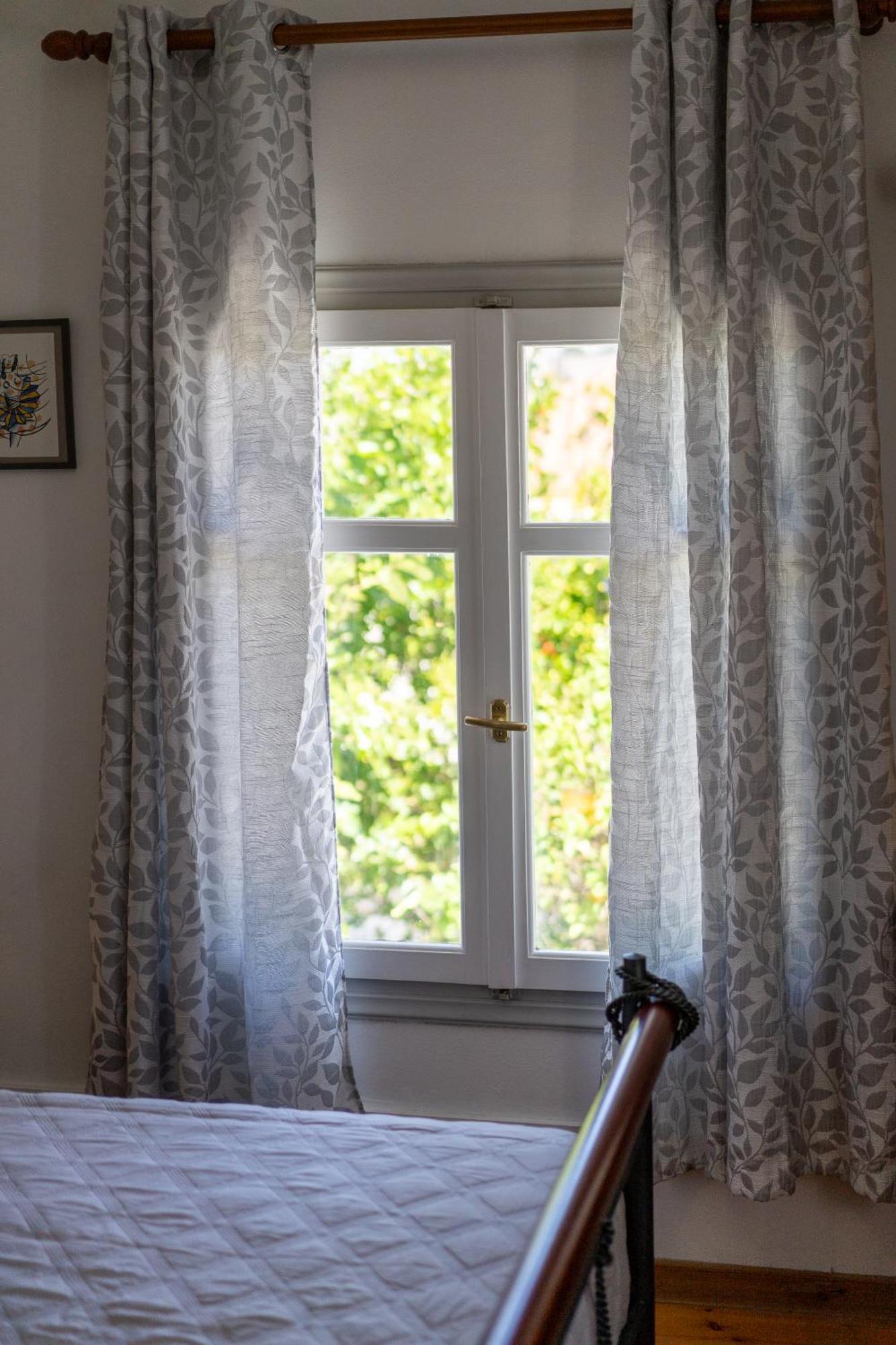 Spacious Home With Yard, Mytilene Lesvos 외부 사진
