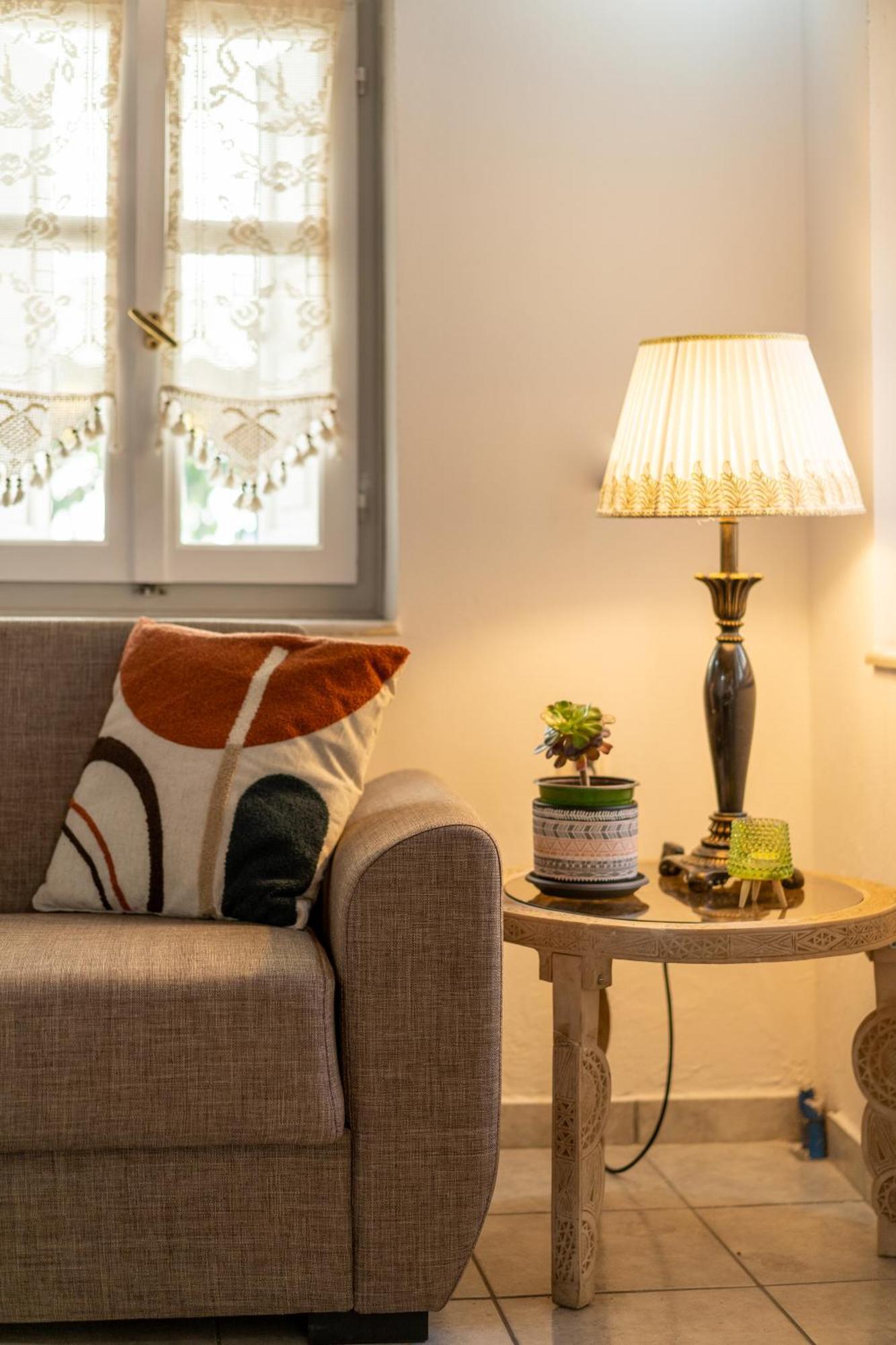 Spacious Home With Yard, Mytilene Lesvos 외부 사진